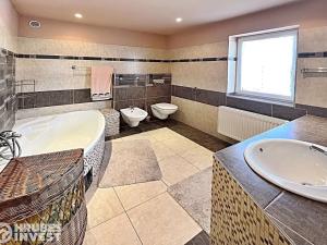 Prodej rodinného domu, Veliny, 200 m2