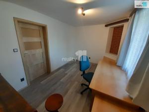 Pronájem bytu 3+kk, Dolní Radechová, Na Kruhovce, 63 m2