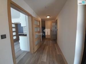 Pronájem bytu 3+kk, Dolní Radechová, Na Kruhovce, 63 m2