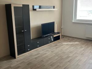 Pronájem bytu 2+1, Mariánské Lázně, Dřevěná, 56 m2