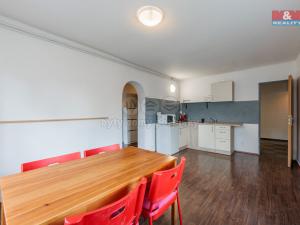Prodej rodinného domu, Stříbrná, 165 m2