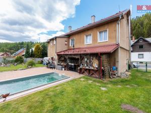 Prodej rodinného domu, Stříbrná, 165 m2