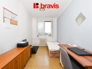 Prodej bytu 3+1, Brno, Bzenecká, 72 m2