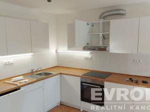 Pronájem bytu 3+kk, Praha - Strašnice, Benická, 75 m2