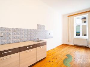 Prodej bytu 3+1, České Budějovice, Skuherského, 72 m2