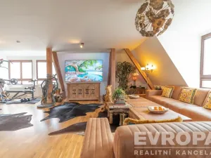 Prodej bytu 4+kk, Liberec - Liberec I-Staré Město, Masarykova, 164 m2