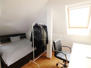 Pronájem bytu 1+kk, Praha - Vršovice, Krymská, 42 m2