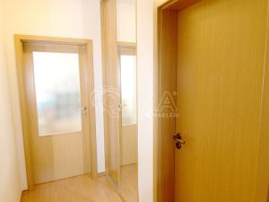 Pronájem bytu 1+kk, Praha - Vršovice, Krymská, 42 m2