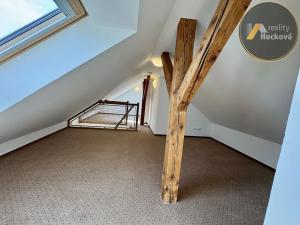 Prodej bytu 2+kk, Praha - Libeň, Zenklova, 86 m2