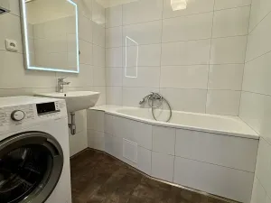 Prodej bytu 2+kk, Praha - Libeň, Zenklova, 86 m2