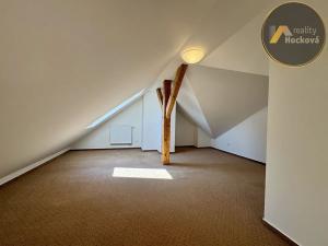 Prodej bytu 2+kk, Praha - Libeň, Zenklova, 83 m2