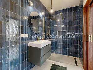 Prodej bytu 3+1, Praha - Vršovice, 28. pluku, 139 m2