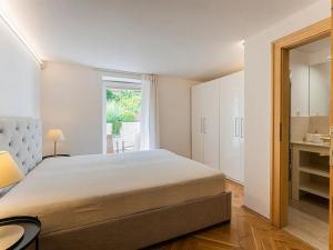 Pronájem bytu 3+kk, Praha - Vinohrady, Hradešínská, 70 m2