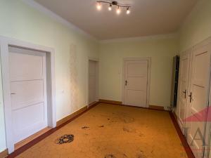 Prodej bytu 3+1, Klatovy - Klatovy V, Plánická, 128 m2