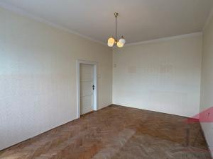 Prodej bytu 3+1, Klatovy - Klatovy V, Plánická, 128 m2