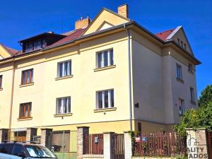 Prodej činžovního domu, Praha - Žižkov, V domově, 390 m2