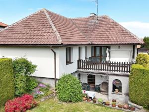 Prodej rodinného domu, Vyžlovka, Na Poštolce, 180 m2