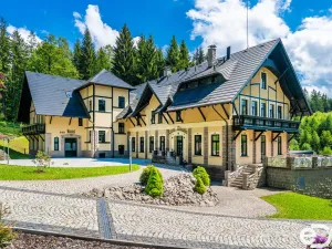 Pronájem ubytování, Jablonec nad Nisou, U Lesního divadla, 2930 m2