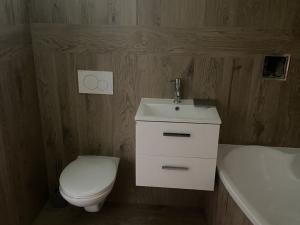 Prodej činžovního domu, Horní Maršov - Temný Důl, 510 m2