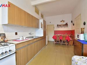 Prodej bytu 2+1, Úpice, náměstí T. G. Masaryka, 48 m2