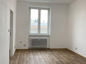 Pronájem bytu 1+1, Opava - Předměstí, Zámecký okruh, 40 m2