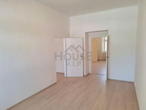 Prodej bytu 3+1, Praha - Holešovice, U Uranie, 60 m2