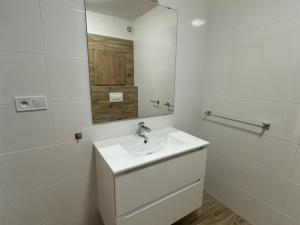 Pronájem bytu 1+1, Opava - Kateřinky, Ratibořská, 36 m2