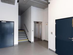 Pronájem bytu 3+kk, Praha - Karlín, Křižíkova, 76 m2