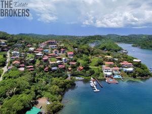 Prodej chaty, Coxen Hole, Roatán, Honduras, 232 m2