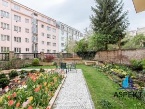 Pronájem bytu 2+kk, Praha - Bubeneč, Jugoslávských partyzánů, 60 m2