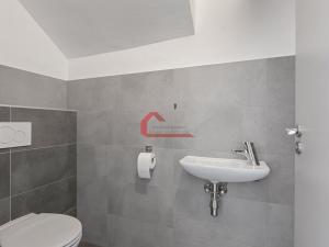 Prodej bytu 2+kk, Moravany, Višňová, 62 m2
