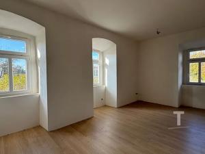 Prodej činžovního domu, Žďárná, 700 m2