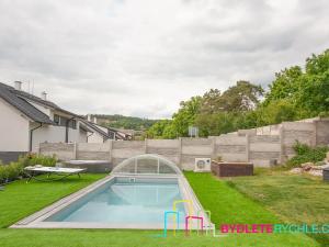 Prodej rodinného domu, Krhanice, 140 m2