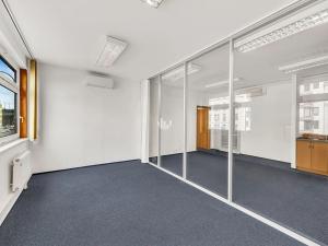 Pronájem kanceláře, Praha - Libeň, Na žertvách, 283 m2