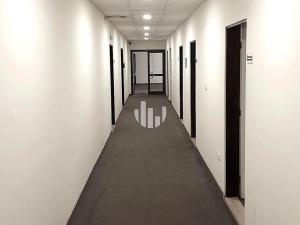 Pronájem kanceláře, Praha - Libeň, Na žertvách, 2000 m2