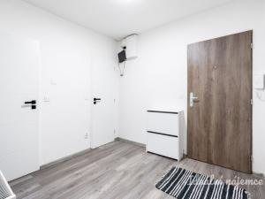 Pronájem bytu 2+kk, Praha - Braník, Nad přívozem, 42 m2