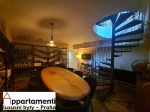 Pronájem restaurace, Praha - Staré Město, Veleslavínova, 150 m2