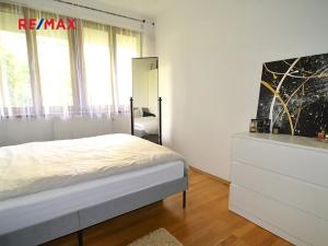 Prodej bytu 3+kk, Praha - Hloubětín, K náhonu, 71 m2