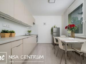 Prodej bytu 3+1, Jablonec nad Nisou, Na Výšině, 63 m2