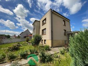 Prodej rodinného domu, Hřebeč, Opletalova, 250 m2