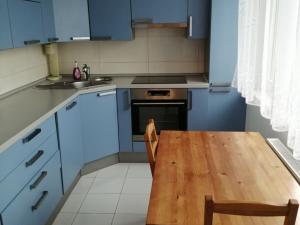 Pronájem bytu 3+1, České Budějovice - České Budějovice 2, Jizerská, 77 m2