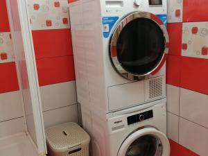 Pronájem bytu 3+1, České Budějovice - České Budějovice 2, Jizerská, 77 m2