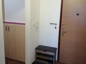 Pronájem bytu 3+1, České Budějovice - České Budějovice 2, Jizerská, 77 m2