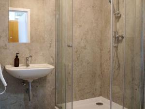 Pronájem bytu 2+kk, Opava, Lazebnická, 43 m2