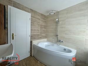 Pronájem rodinného domu, Plzeň, Zadní cesta, 160 m2