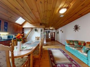 Prodej chalupy, Stárkov - Chlívce, 400 m2