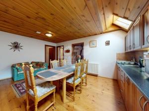 Prodej chalupy, Stárkov - Chlívce, 400 m2