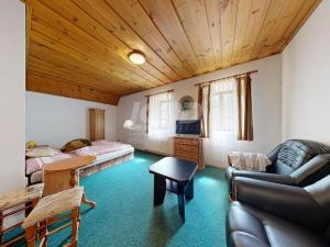 Prodej chalupy, Stárkov - Chlívce, 400 m2