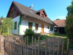 Prodej rodinného domu, Pecka, 300 m2