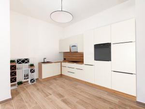 Prodej bytu 2+kk, Teplice, Novoveská, 60 m2